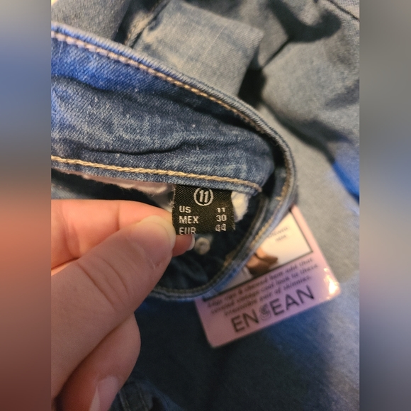 ENJEAN Jeans Size 11 - Picture 4 of 6
